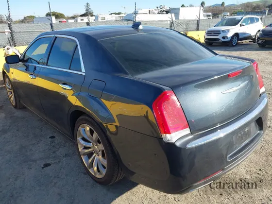 2017 Chrysler 300 C