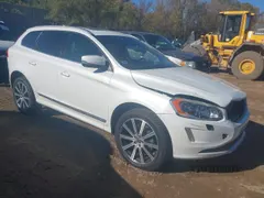 2015 Volvo XC60 T6 Platinum