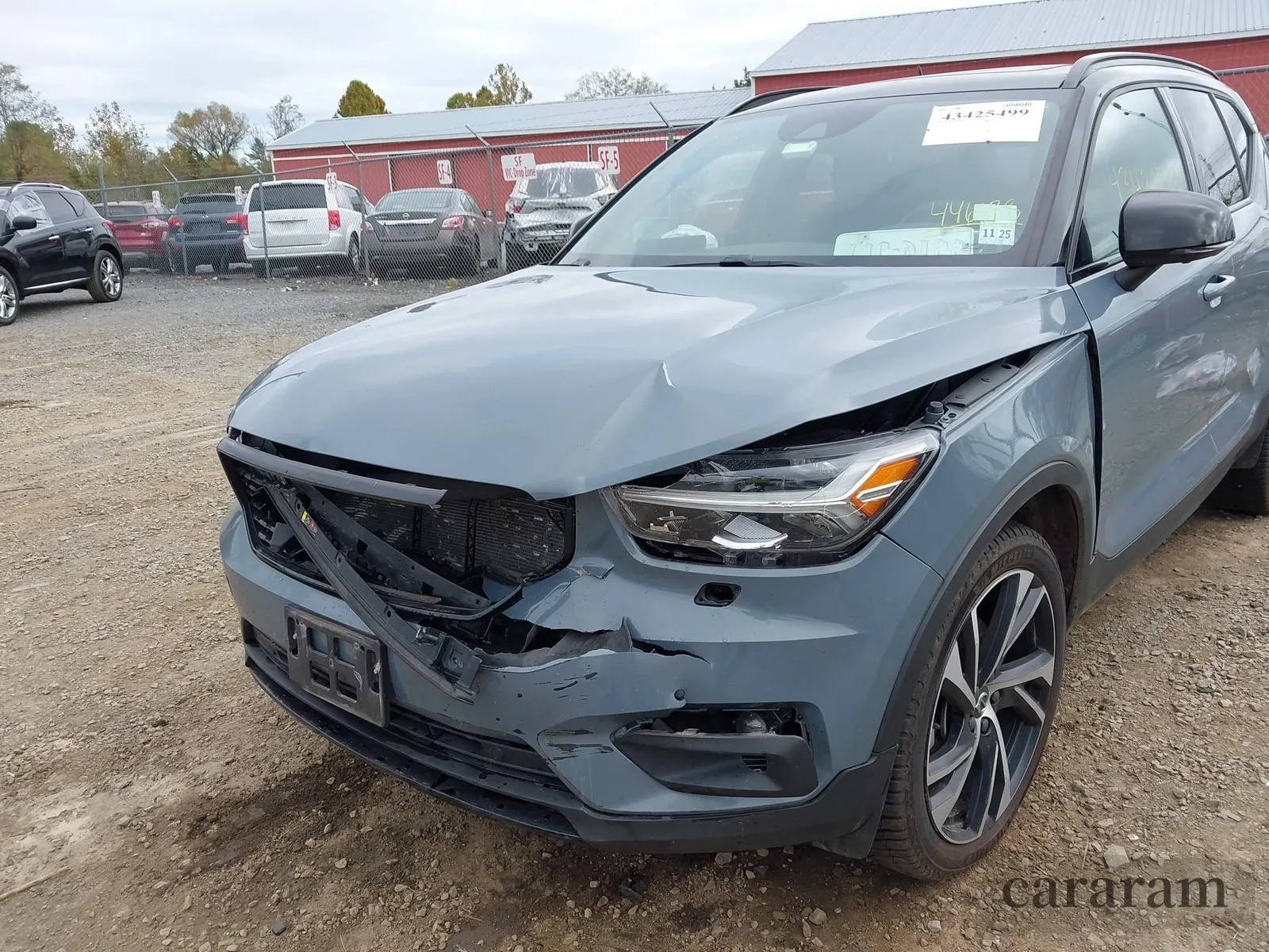 2021 Volvo XC40 R-Design