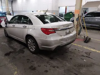 2014 Chrysler 200 Limited