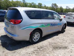 2021 Chrysler Voyager LX