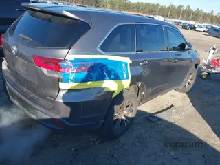 2017 Toyota Highlander LE