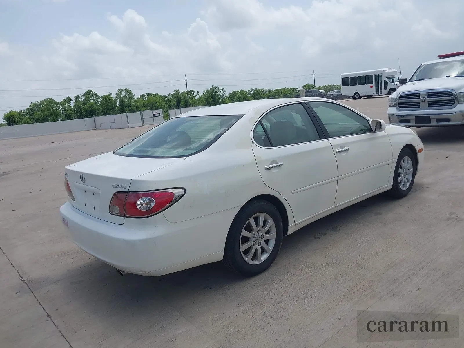 2004 Lexus ES 350