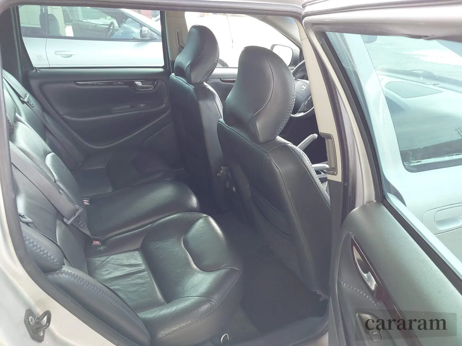2003 Volvo V70 XC70
