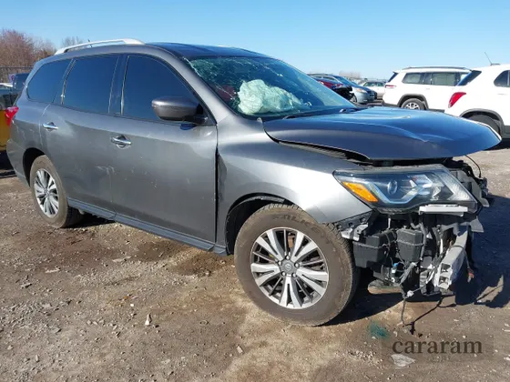 2018 Nissan Pathfinder S