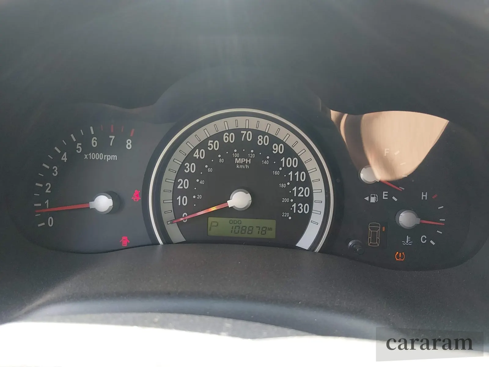 2007 Hyundai Entourage GLS