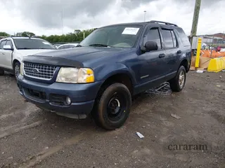2004 Ford Explorer XLT