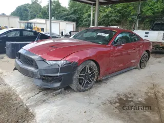 2020 Ford Mustang EcoBoost
