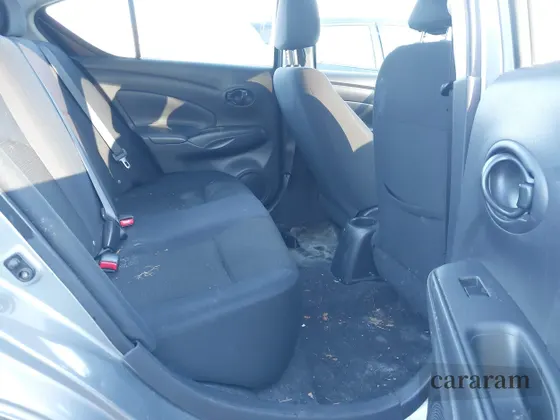 2012 Nissan Versa SV