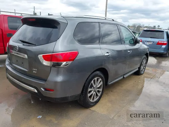 2016 Nissan Pathfinder SV