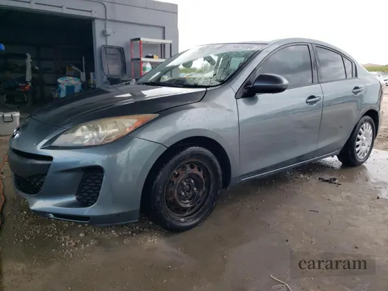 2013 Mazda 3 i SV