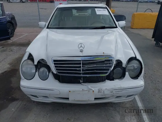 2000 Mercedes-Benz E 320