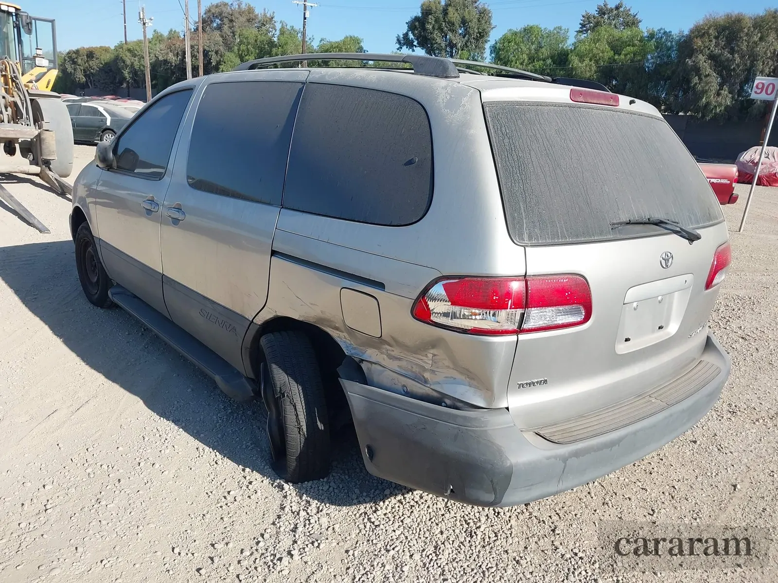 2001 Toyota Sienna LE