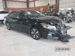 2021 Nissan Altima SV