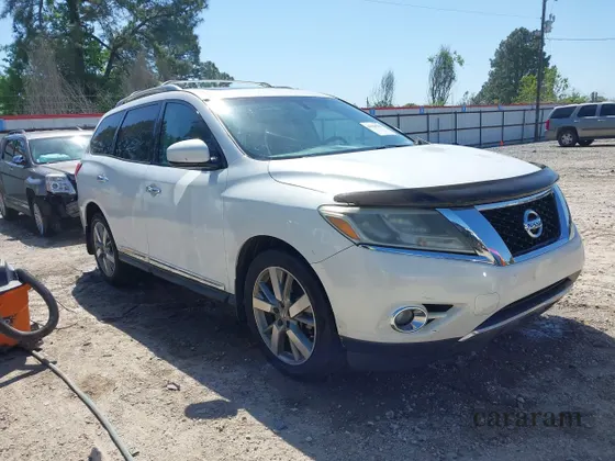 2013 Nissan Pathfinder SV