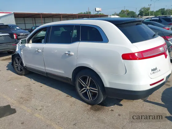 2013 Lincoln MKT