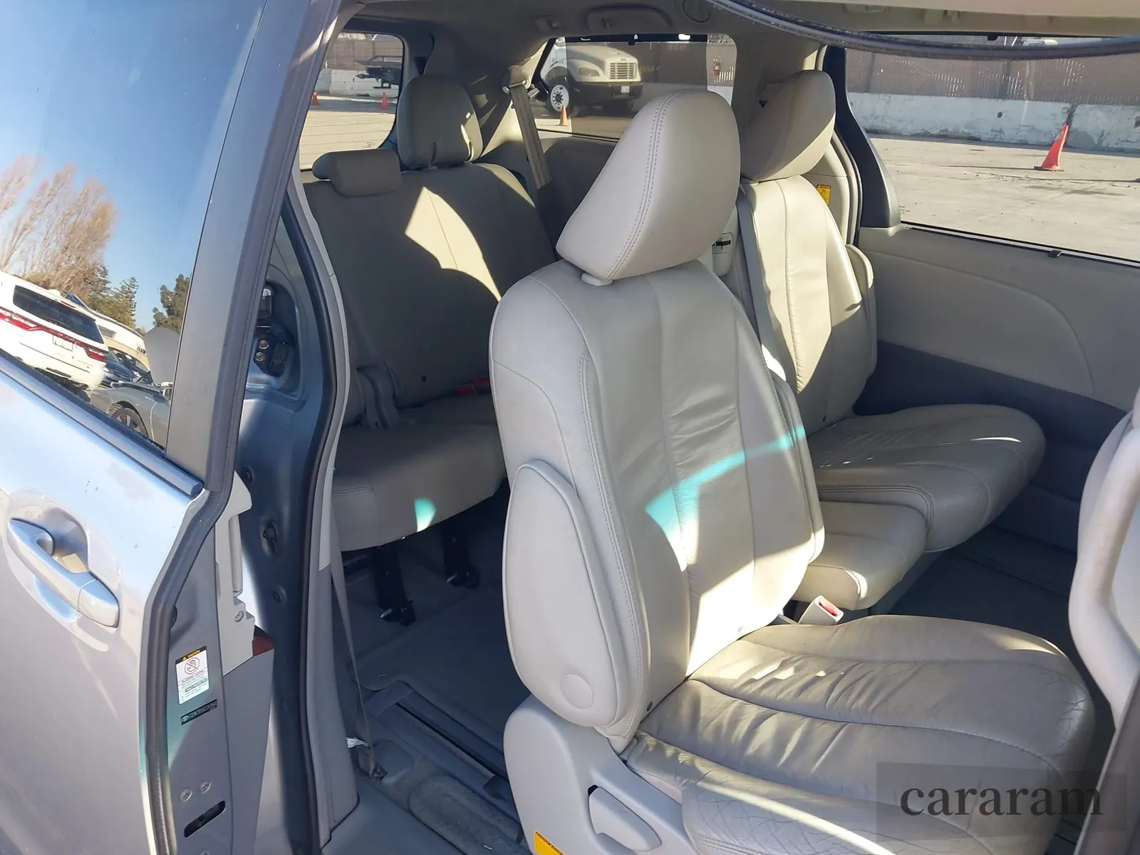 2012 Toyota Sienna XLE