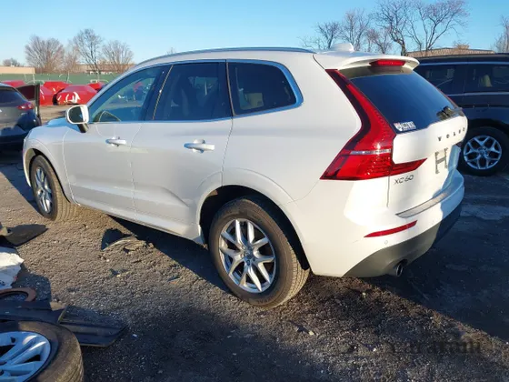 2021 Volvo XC60 Momentum
