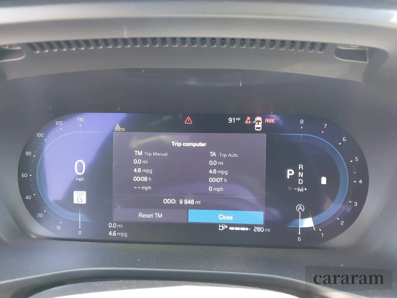 2025 Volvo XC40 Plus Bright Theme