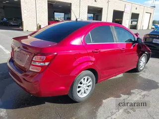 2017 Chevrolet Sonic LT