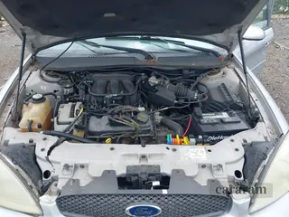 2005 Ford Taurus SEL