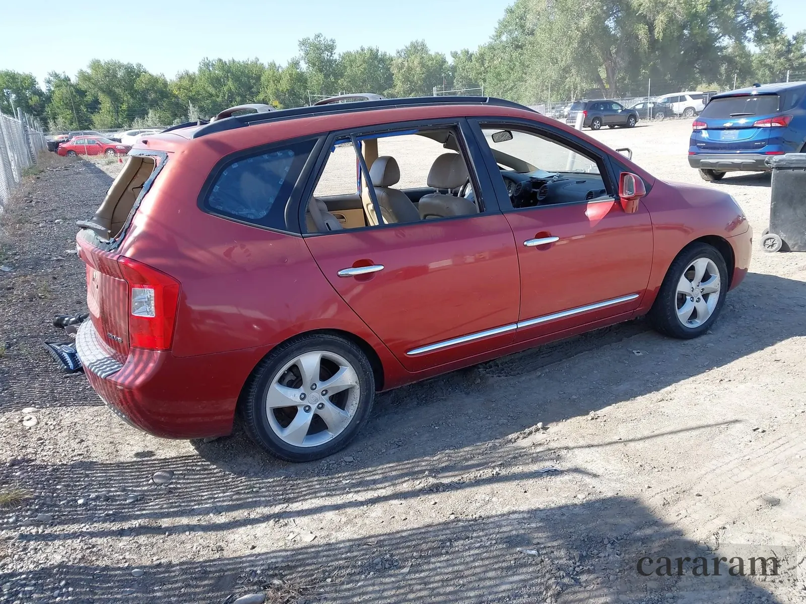 2008 Kia Rondo LX