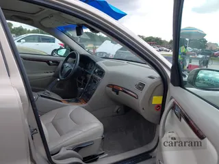 2005 Volvo S60