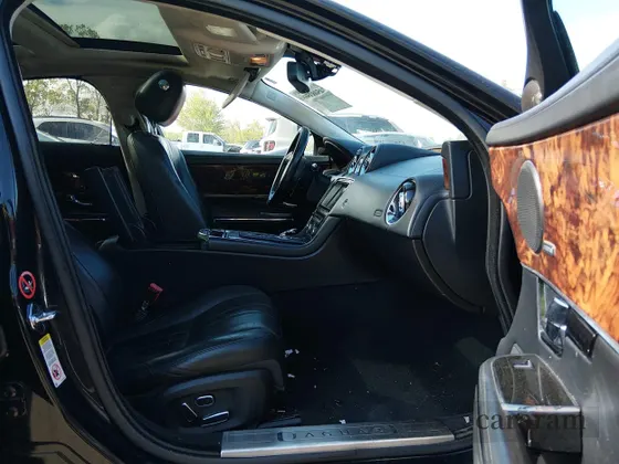 2013 Jaguar XJ