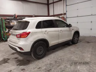 2018 Mitsubishi Outlander ES