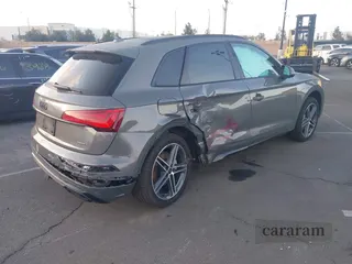 2023 Audi Q5 S line Prestige