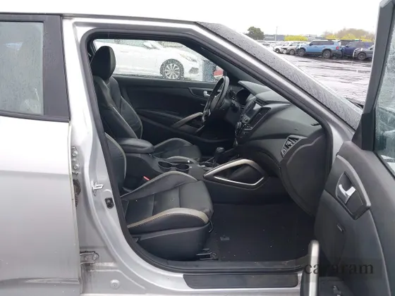 2016 Hyundai Veloster Turbo
