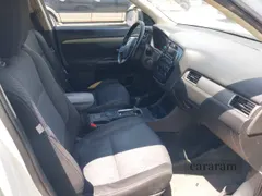 2015 Mitsubishi Outlander ES