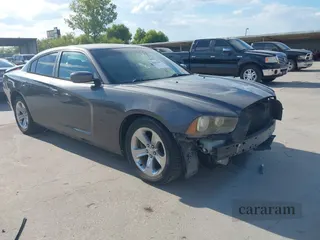 2013 Dodge Charger SE