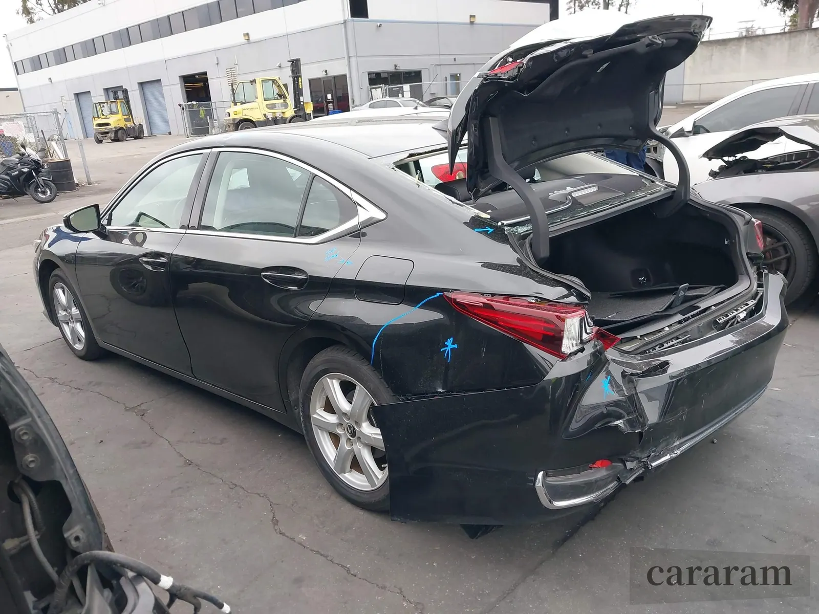 2025 Lexus ES 300h