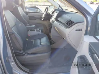 2012 Volkswagen Routan SEL