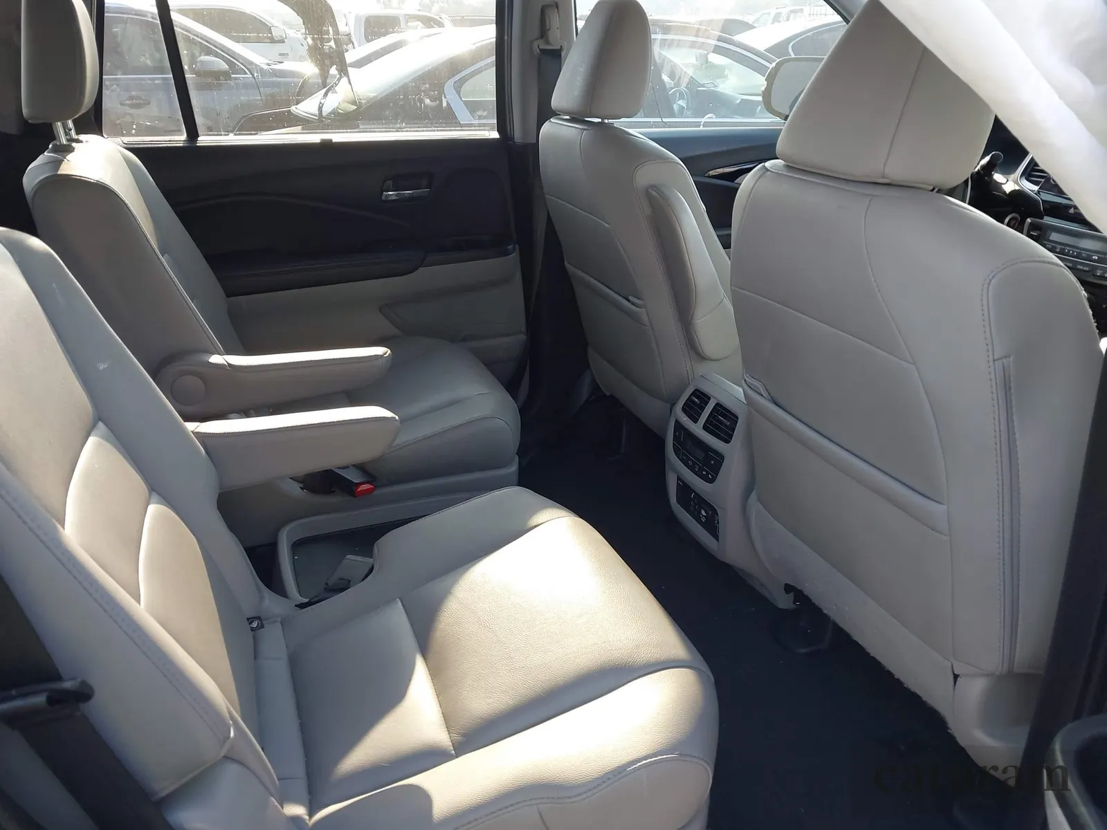 2022 Honda Pilot Touring 7-Passenger