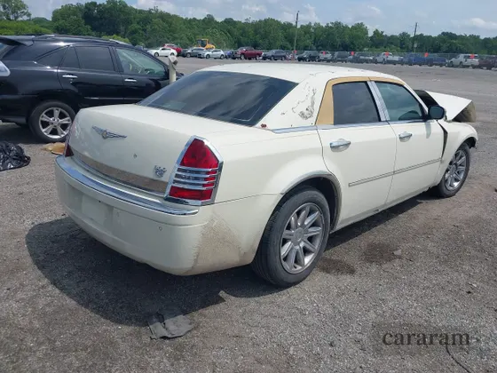 2005 Chrysler 300 C