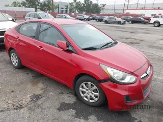 2013 Hyundai Accent GLS
