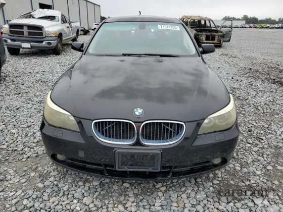 2004 BMW 5 Series 525i