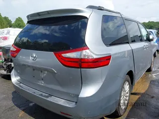 2015 Toyota Sienna XLE