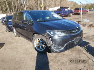 2019 Chrysler Pacifica Touring Plus