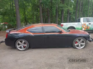 2006 Dodge Charger SRT-8