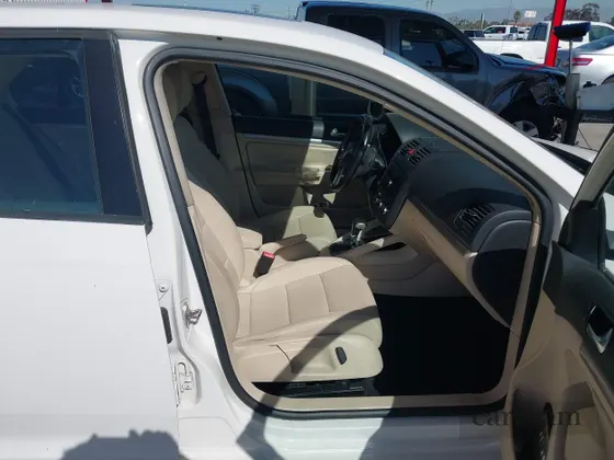 2010 Volkswagen Jetta SE