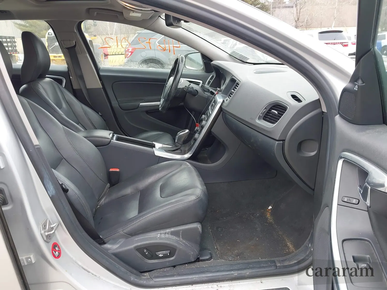 2015 Volvo V60 T5 Drive-E Platinum