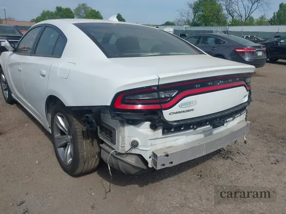 2016 Dodge Charger SXT