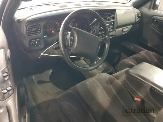 2000 Dodge Dakota Sport