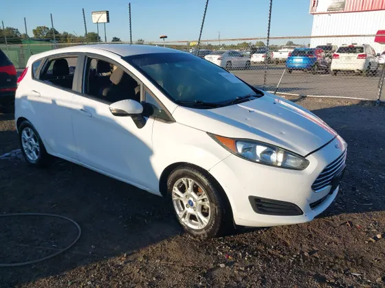 2015 Ford Fiesta SE