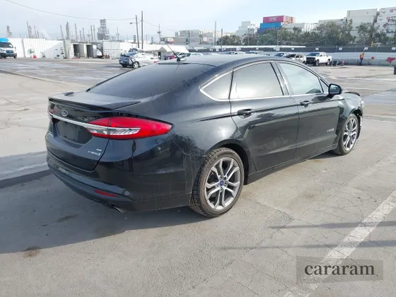 2017 Ford Fusion Hybrid SE