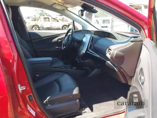 2020 Toyota Prius LE