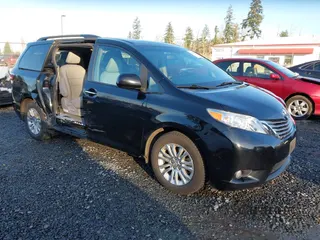 2015 Toyota Sienna XLE